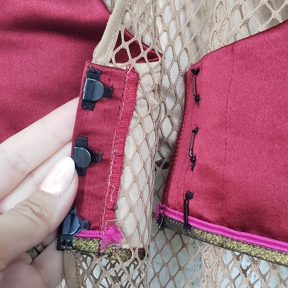 Custom made bodysuit with fishnet body and dragon embroidered crop top medium - Picture 7 of 7